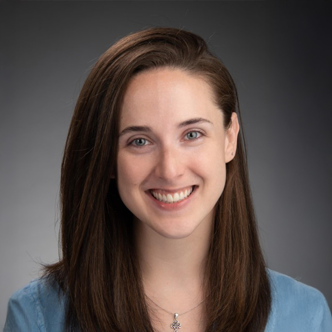 Retrato de Erin Hanley, PharmD, BCPPS, MBA